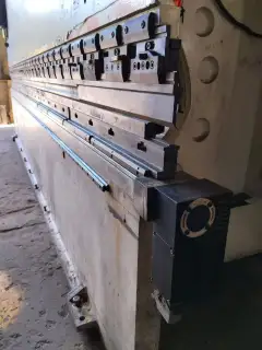 Used ANXIN CNC II 200-Ton 6-Meter Dual-Servo Torsion-Bar CNC Press Brake with TP 10 S Control photo 3
