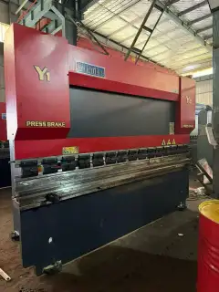 Used RuiKe 10032 Dual-Servo CNC Press Brake photo 1