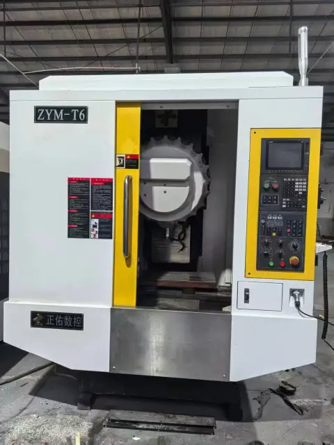 Pusat Pengeboran CNC Vertikal Bekas Zhengyou ZYM-T 6 dengan Mitsubishi M 80
