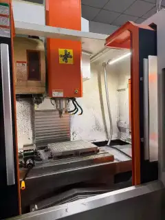 Used Huanzhiya VMC-855 Vertical Machining Center with Mitsubishi M 80 Control photo 3