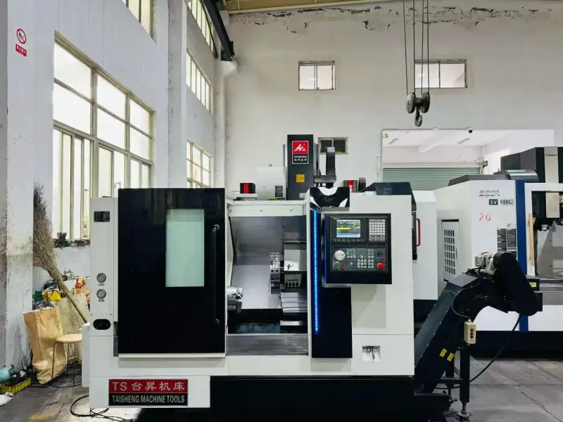 Used Dongbu Dasen C 400 K Turret-Type CNC Lathe with SYNTEC 21 TA photo 1