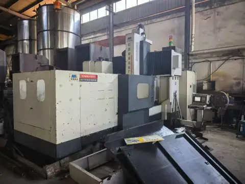 Centro de mecanizado de pórtico Shenyang Zhongjie GMB 1230 usado con control FANUC MD