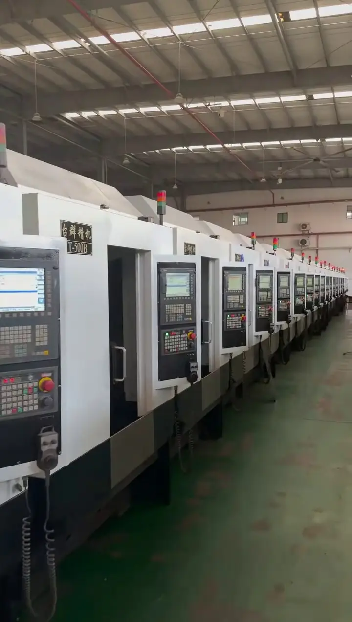 Used Taikan T-500 B Vertical Machining Center with Siemens 828 D photo 1