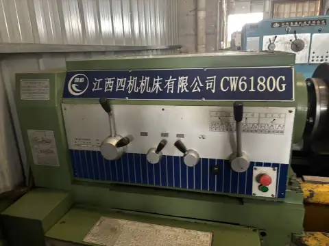 เครื่องกลึงธรรมดา Jiangxi Siji CW 6180 G มือสอง – ความยาวงานกลึง 10 ม.