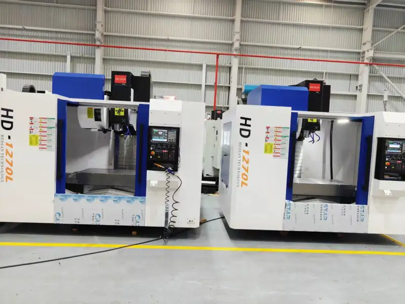 New HEDIAN 1270 Vertical Machining Center with SYNTEC 22 MA photo 1