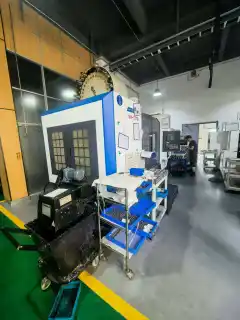 Used AOSILONG 1370 Vertical Machining Center with FANUC 0i-MF Plus Control photo 1