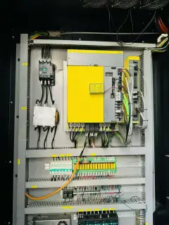 Used V 865 Vertical Machining Center with FANUC MF Plus Control, 24-Tool ATC photo 4