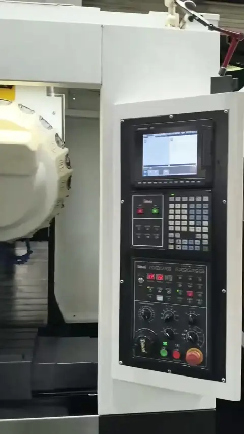 Mesin Bubut CNC Taikan 500 H bekas dengan kontrol Mitsubishi M 70 A