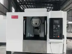 Used Jinhong T 10 Vertical Drilling and Tapping Center with Mitsubishi M 80 photo 1
