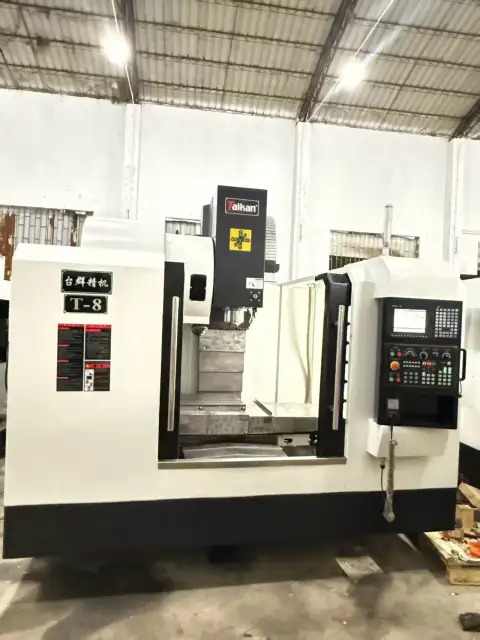 Used Taikan 850 Vertical Machining Center with Mitsubishi M 70 A Control and 24-Tool ATC