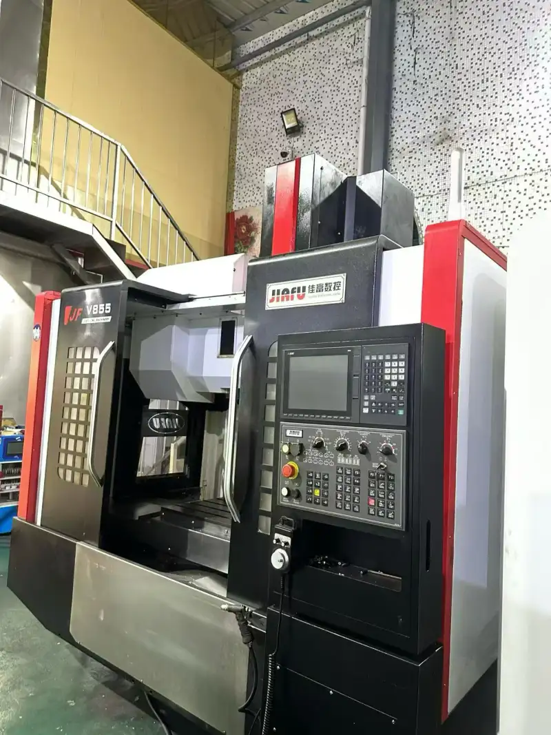 Used Jiafu V 855 Three-Linear-Guideway Vertical Machining Center with Mitsubishi Control photo 1