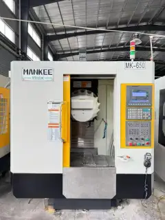 Used MANKEE MK-T 650 Vertical Machining Center with SYNTEC 21 MA Control photo 3