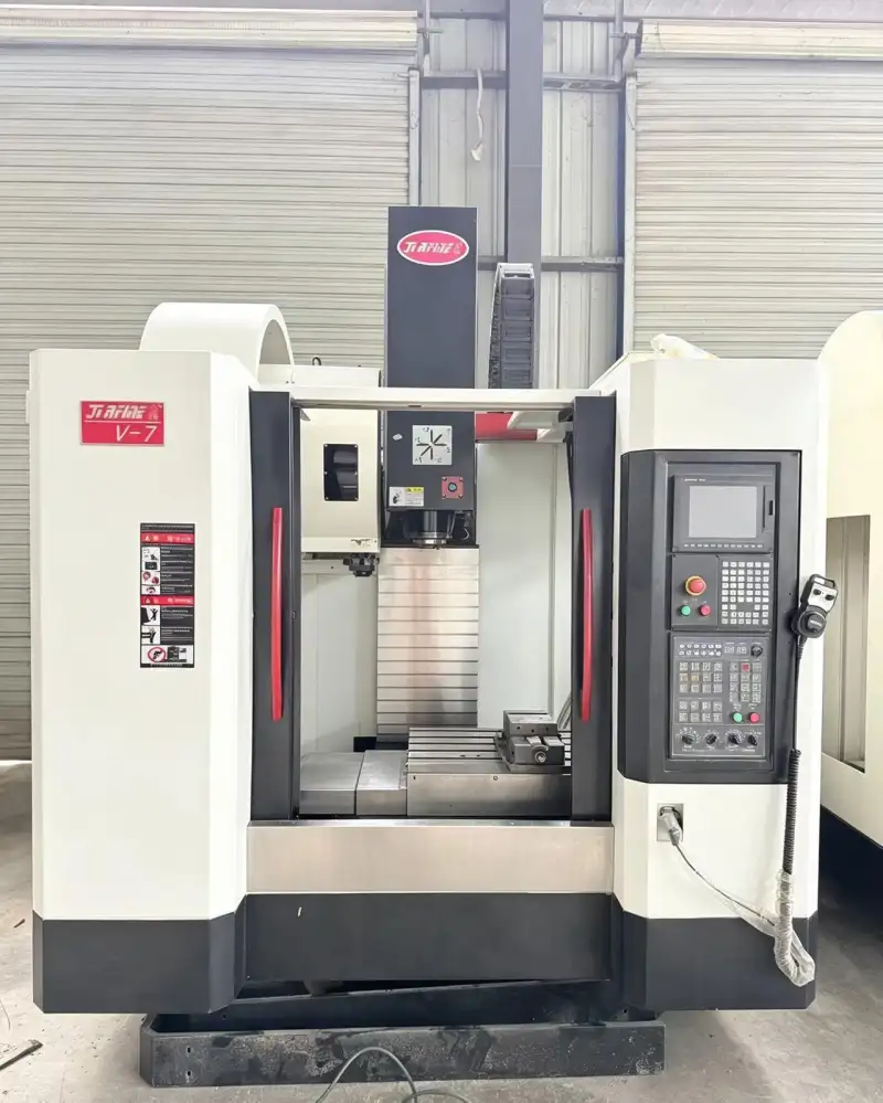 Used JiRFINE V 7 Vertical Machining Center with Mitsubishi M 70 Control, BT40 12,000 rpm photo 1