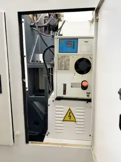 Used JiRFINE V 7 Vertical Machining Center with Mitsubishi M 70 Control, BT40 12,000 rpm photo 6