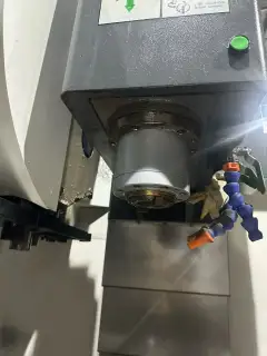 Used Xiangyu V 750 Vertical Machining Center with Mitsubishi M 80 photo 4