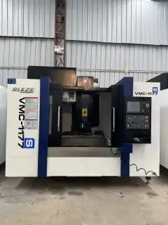 Used RUIZE VMC-1177 Heavy-Duty Vertical Machining Center photo 1