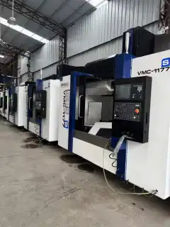 Used RUIZE VMC-1177 Heavy-Duty Vertical Machining Center photo 6