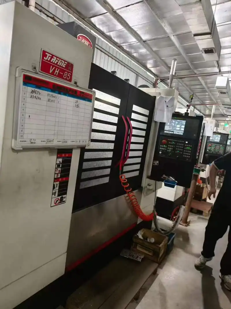 Used JiRFINE VH-85 Vertical Machining Center with FANUC MF Plus Control photo 1