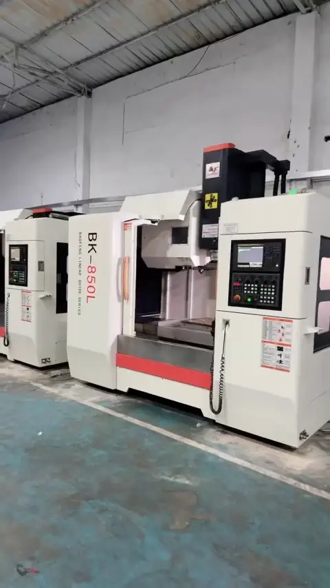 ศูนย์เครื่องจักรกลแนวตั้ง Baofeng BK-850 L มือสอง พร้อม FANUC Plus, BT40, ATC 24 เครื่องมือ