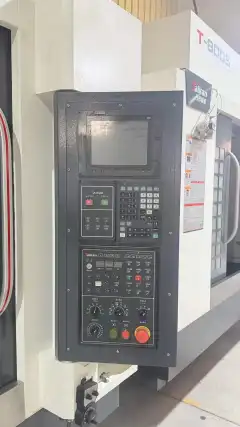 Used Taikan T-800 S Vertical Drilling and Tapping Center photo 6