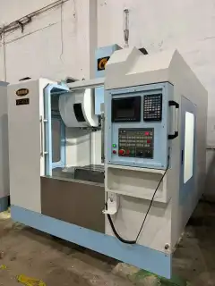 Used Chaoqun V-6 L Vertical Machining Center with Mitsubishi M 70 V Control photo 3
