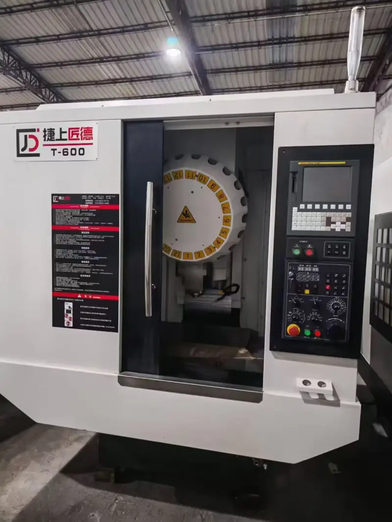 T-600 Vertical Machining Center with FANUC MF Control and 21-Position Servo Tool Magazine photo 1