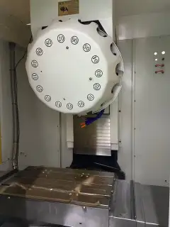 Used Qiaohong T 6 Vertical Drilling and Tapping Center with Mitsubishi M 80 Control photo 4