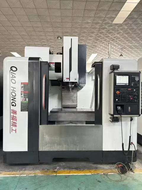 Mitsubishi M 80 Kontrollü İkinci El QIAO HONG 966 Dikey İşleme Merkezi