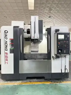 Used QIAO HONG 966 Vertical Machining Center with Mitsubishi M 80 Control photo 3