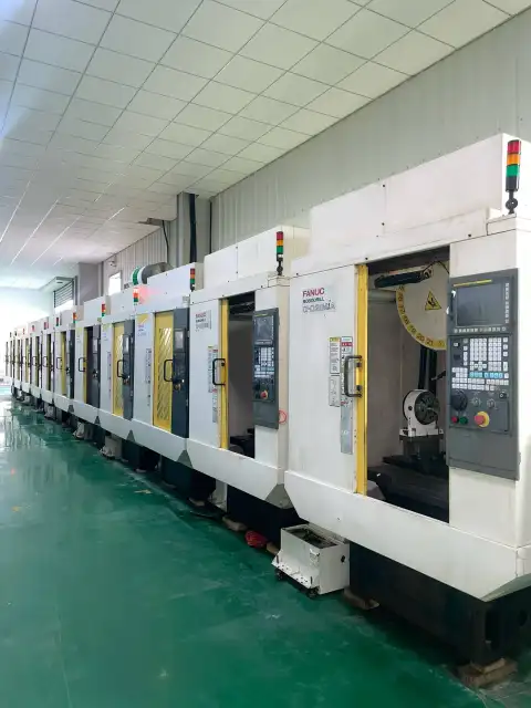 Centro de Furação e Rosqueamento Vertical FANUC ROBODRILL α-D 21 MiB Usado