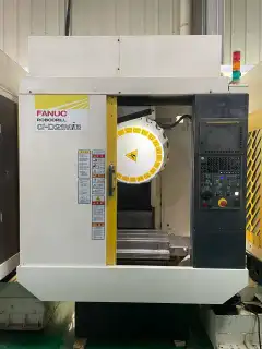 Used FANUC ROBODRILL α-D 21 MiB Vertical Drilling and Tapping Center photo 3