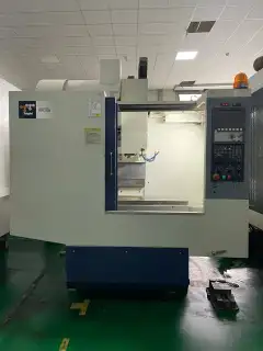 Used Tongtai TMV-710 A Vertical Drilling and Tapping Center photo 1