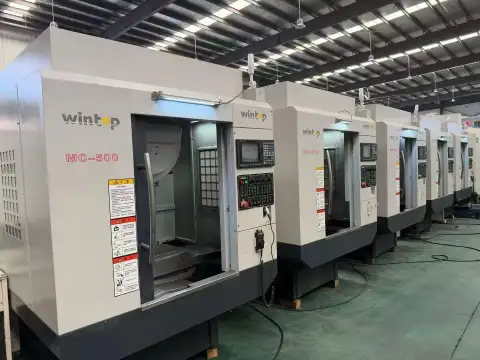 Used Wintop MC 500 Vertical Drilling and Tapping Center with Mitsubishi M 70 A Control