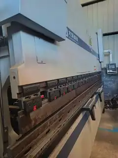 Used DARDONTECH PDA 170/4100 CNC Press Brake photo 1